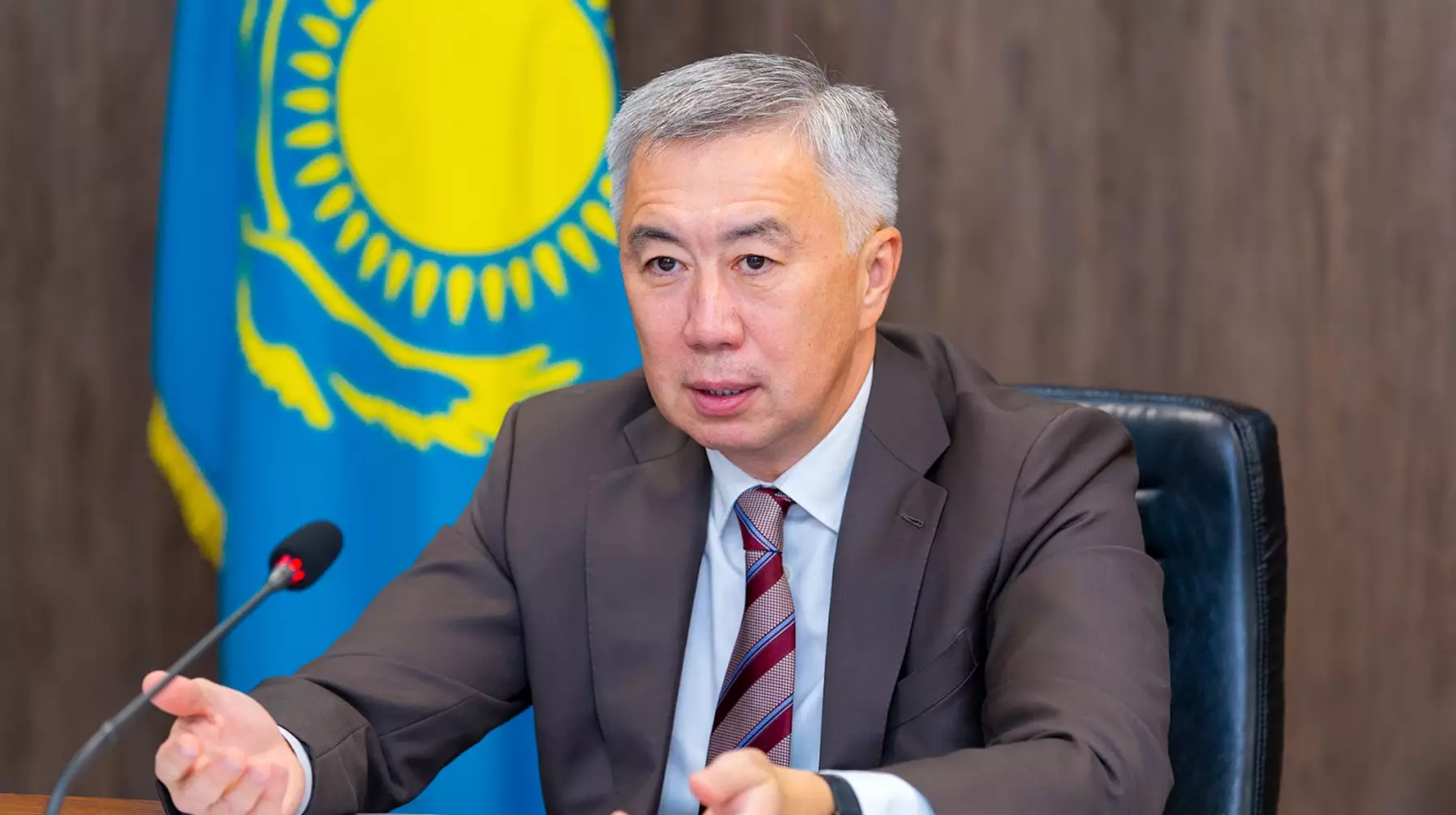 «Неге жалақы өсімі инфляция мәселесінде қауқарсыз?»: Серік Жұманғарин мәлімдеме жасады
