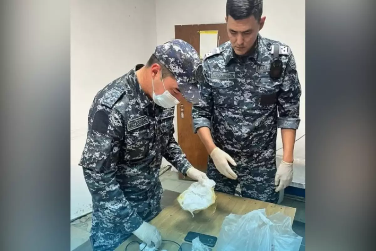 Телефоны пытались передать в колонию в Атырауской области
