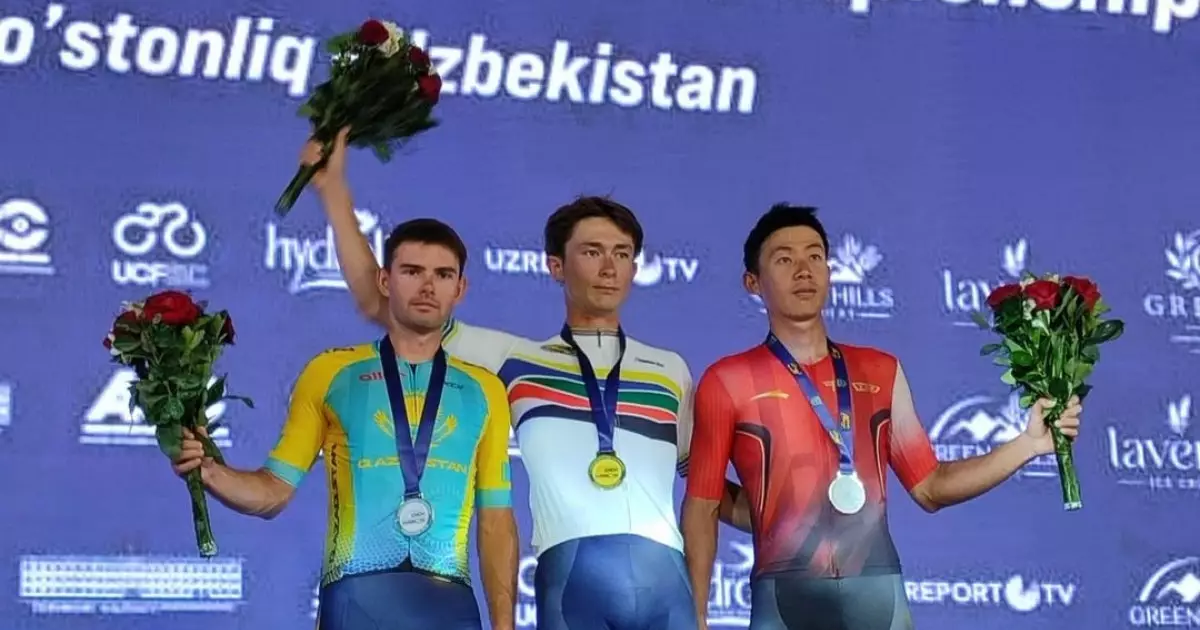  Денис Сергиенко маунтинбайктан Азия чемпионатының күміс жүлдегері атанды 