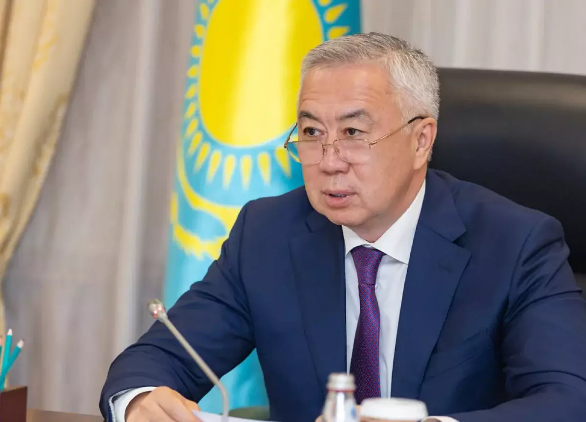 Повышением зарплат проблемы экономики Казахстана не решить – Жумангарин