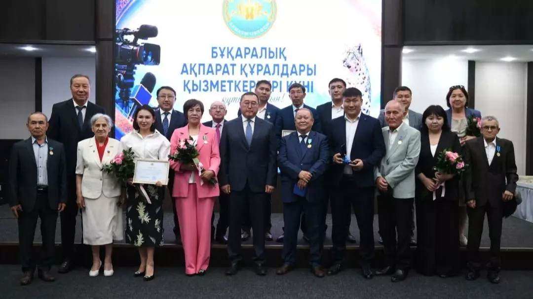  Алматы облысында журналистерге пәтер кілті табысталды 