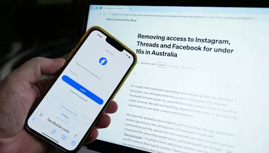Австралия намерена вдвое увеличить возможные штрафы для Facebook и Instagram за ведение детских аккаунтов в соцсетях.
