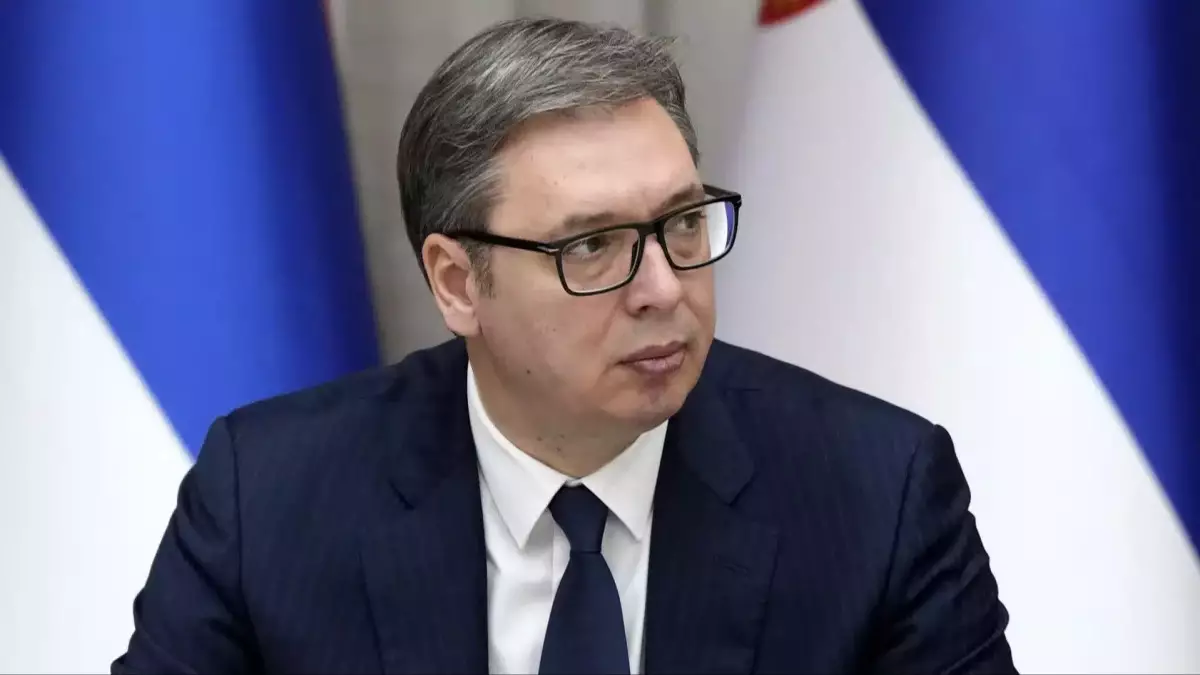  12 жыл билікте болған Вучич президенттіктен кететінін мәлімдеді 