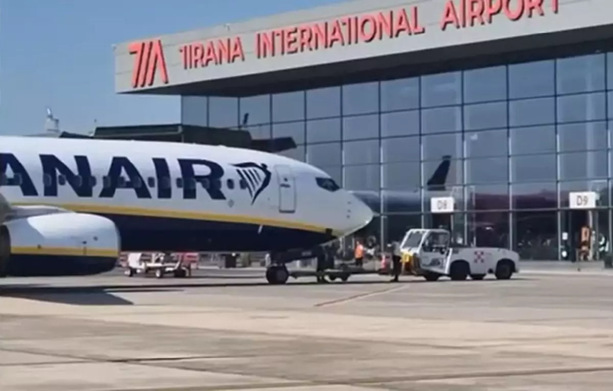 Обещавшего гарантированное поступление в вузы казахстанца вернули из Албании