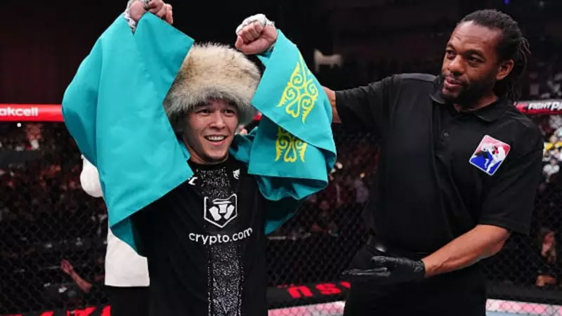 Алмабаев UFC тарихындағы сирек жетістікке қол жеткізді