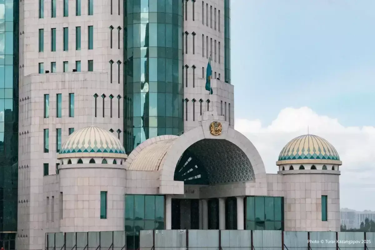В Казахстане прошло последнее в истории заседание Сената