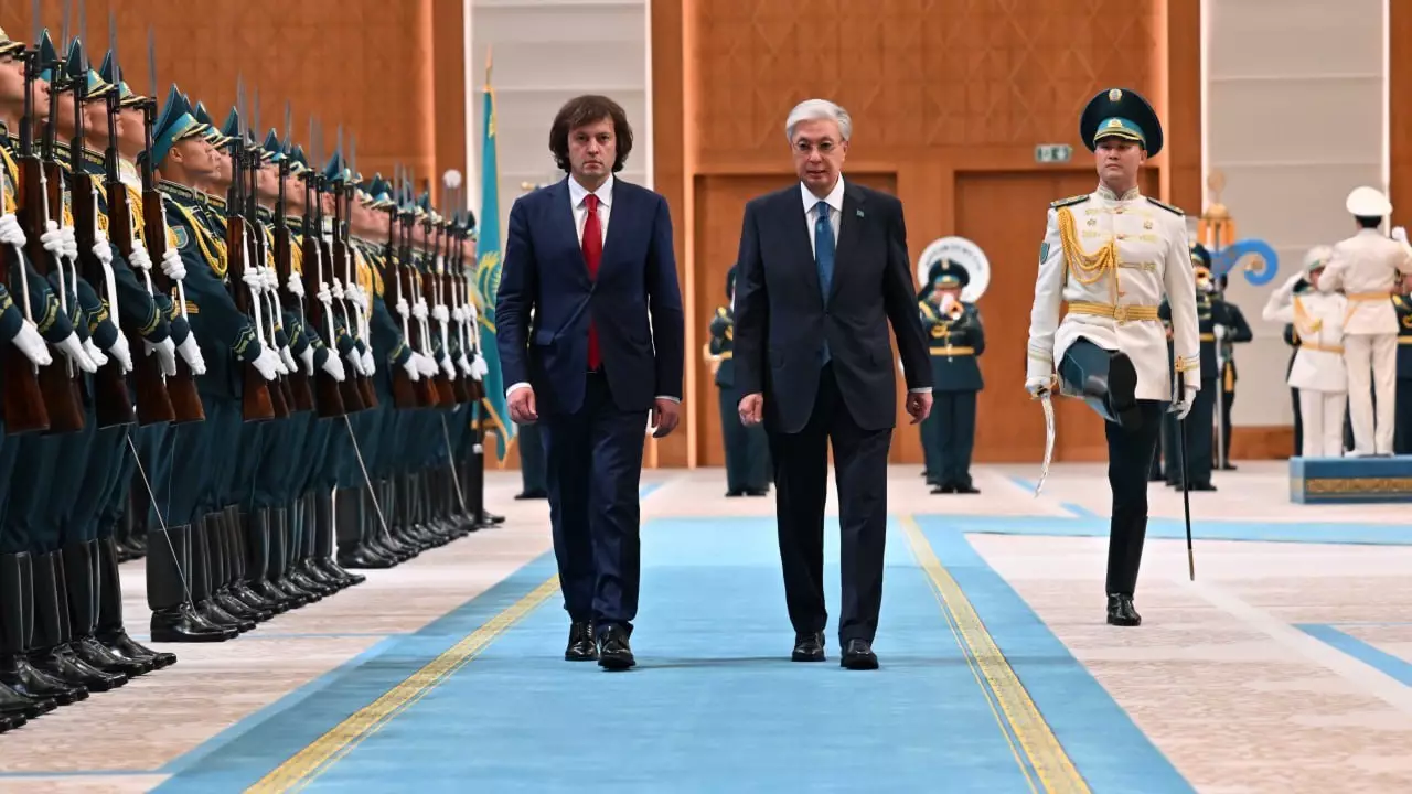 Ақордадағы салтанатты сәт: Қазақстанға Грузия Үкіметінің басшысы келді