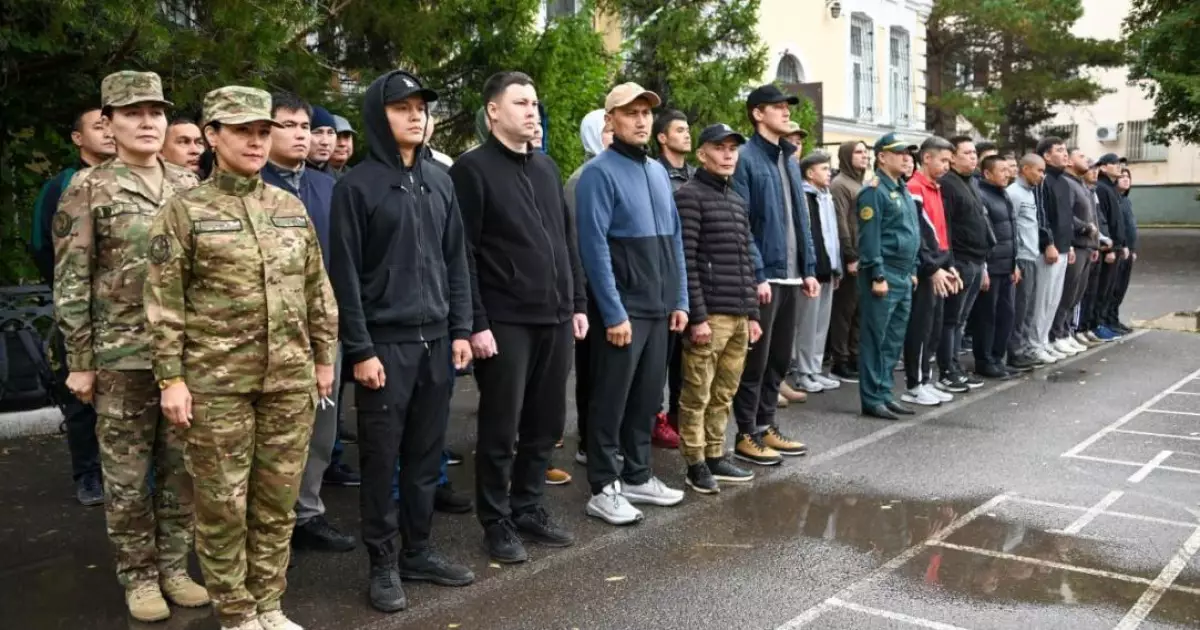   Биыл 3 мың әскери міндетті оқу-жаттығу жиынына шақырылады: кімдер бармайды?   