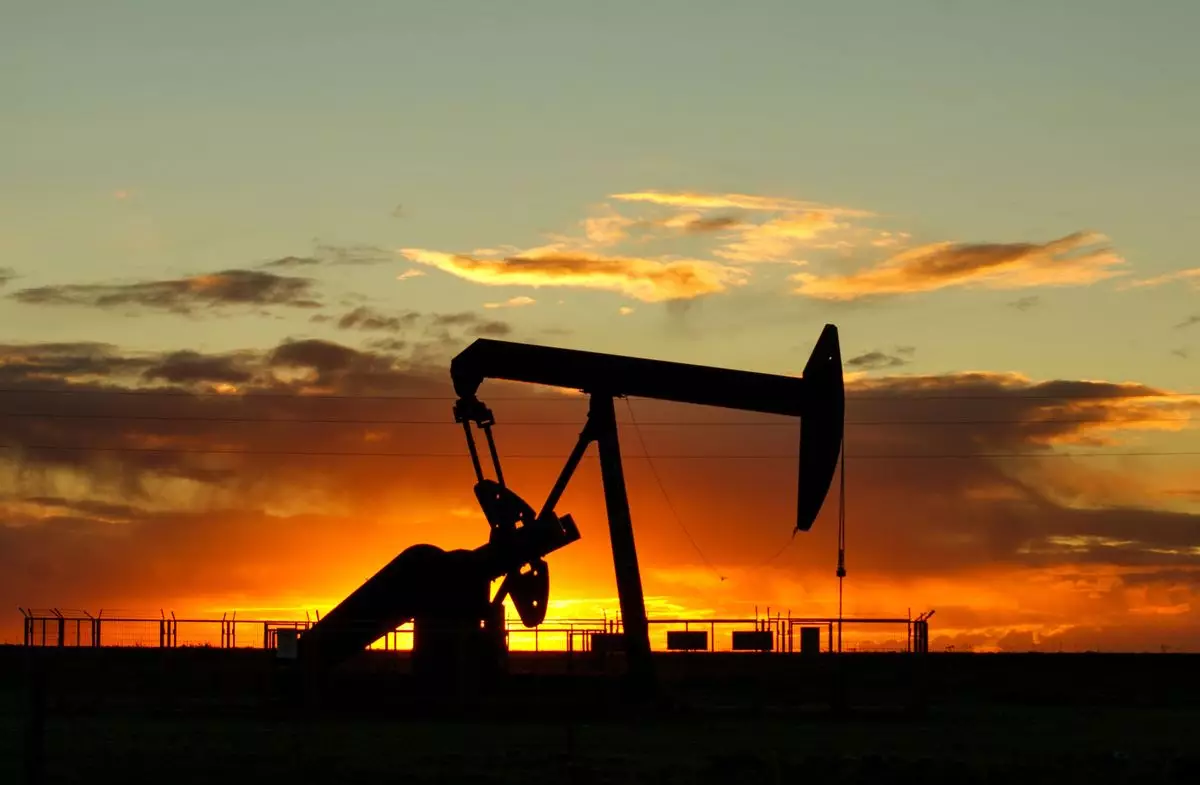 Казахстан намерен нарастить поставки нефти через Грузию