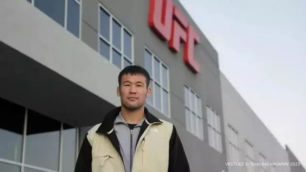 Стало известно решение Рахмонова по карьере в UFC