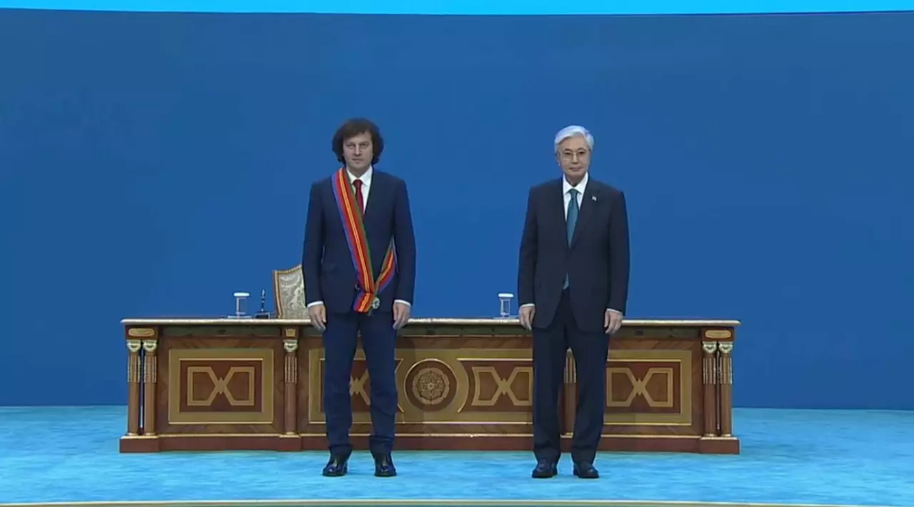 Мемлекет басшысы Грузия Премьер-министрін марапаттады
