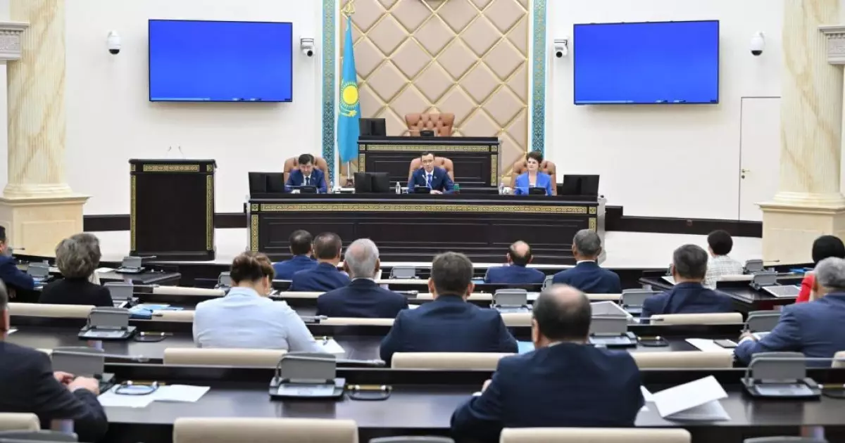   Сенатта Палатаның соңғы отырысы өтті   