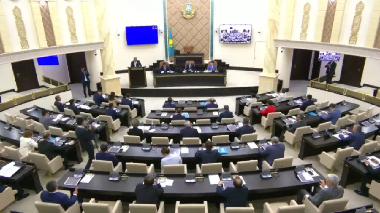 Конец эпохи: Сенат провел последнее заседание