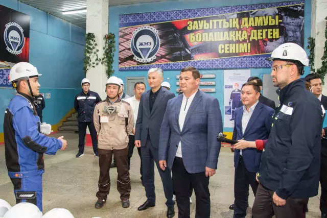 Нұрлыбек Нәлібаев «Қазақмыстың» Ұлытау облысындағы өндірістік жобаларымен танысты