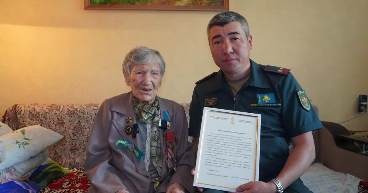  Екінші дүниежүзілік соғыс ардагері Екатерина Баранова 101 жасқа толды 