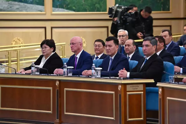 Президент отыз жылдың ішінде 3,5 мыңға жуық аса қажетті заң қабылданғанын айтты