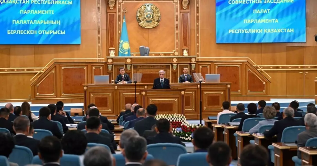  Тоқаев: «Қазіргі Парламент – Қазақстанның жаңа тарихындағы ең мықты құрамның бірі» 
