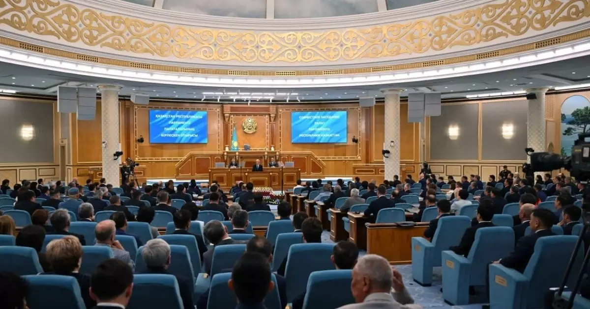  Қазақстан Халық Кеңесі: жаңа диалог алаңы 