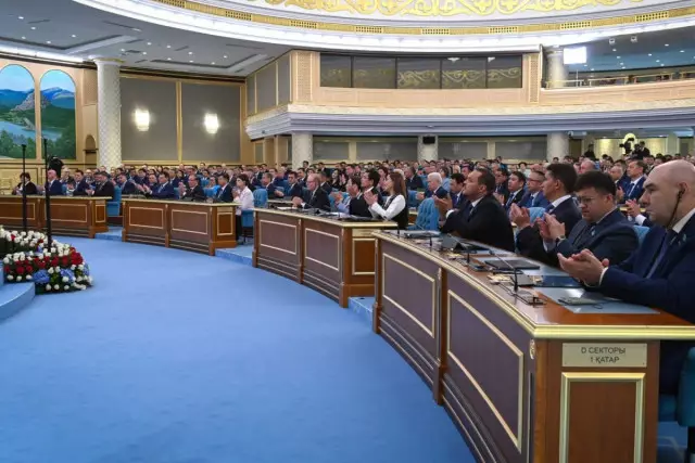 Президент AMANAT партиясының «Әділет» партиясына қосылуы туралы айтты