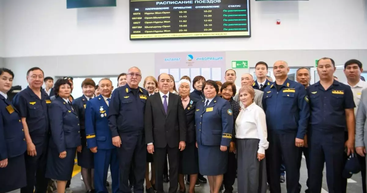  Ақсай қаласында жаңғыртылған теміржол вокзалы пайдалануға берілді 