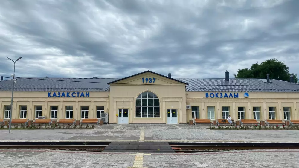 В Аксае после реконструкции открыли железнодорожный вокзал