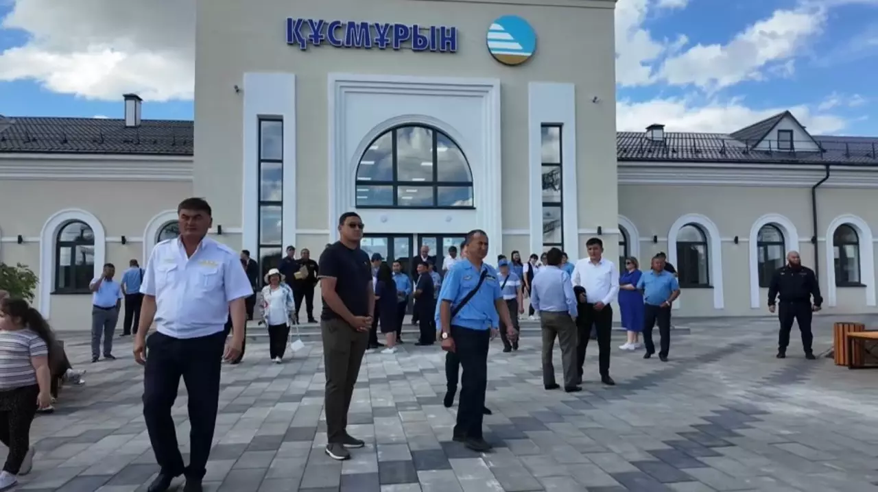 Қостанай облысындағы Құсмұрын ауылының теміржол вокзалы жаңартылды