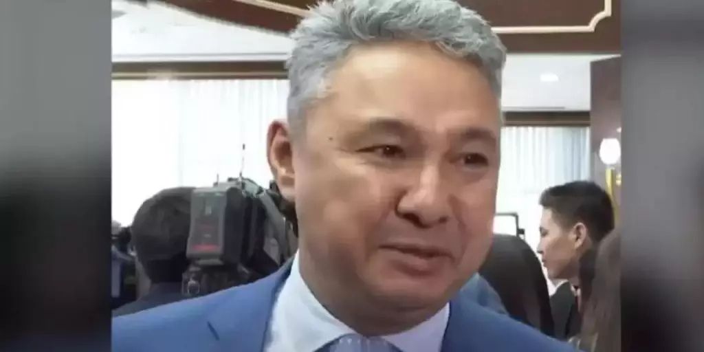 «Никакого отношения к Назарбаеву»: Перуашев вспомнил, почему плакал 7 лет назад