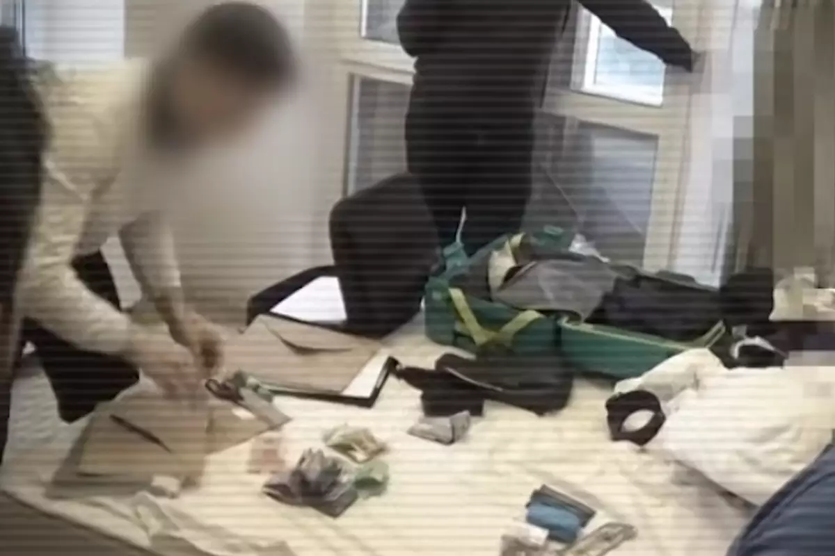 КНБ показал видео обыска в доме бывшего акима Усть-Каменогорска