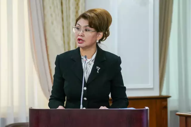 Қазақстанда тағы 18 заңға түзетулер әзірленіп жатыр – Аида Балаева