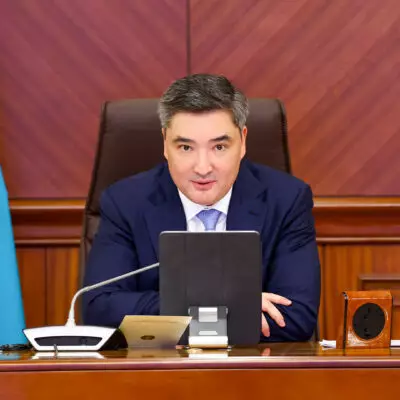 От скоординированной работы всех госорганов зависит эффективная реализация новых конституционных норм – Олжас Бектенов
