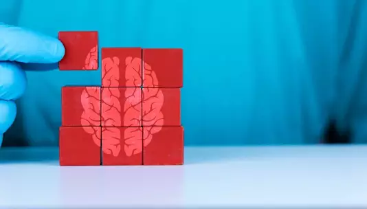 EAN 2026: компания NeuroDerm сообщила о снижении числа падений при применении препарата Онерджи у пациентов с прогрессирующей болезнью Паркинсона.
