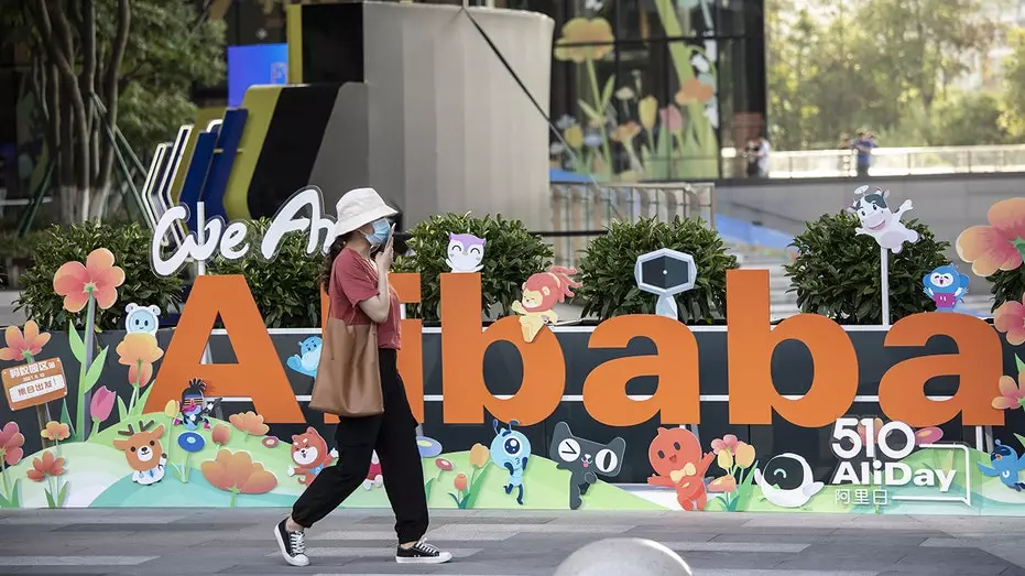 Минюст США заявил, что Alibaba не смогла предотвратить попадание нелегальных фармацевтических препаратов и запрещённых товаров к американским покупателям.