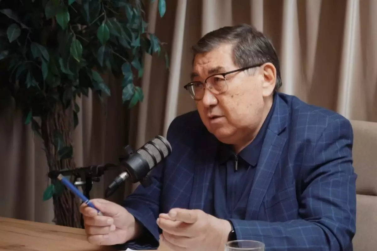 "Штрафстан" емес, тәртіп мәдениеті: Ермұрат Бәпи айыппұлдар туралы пікір білдірді