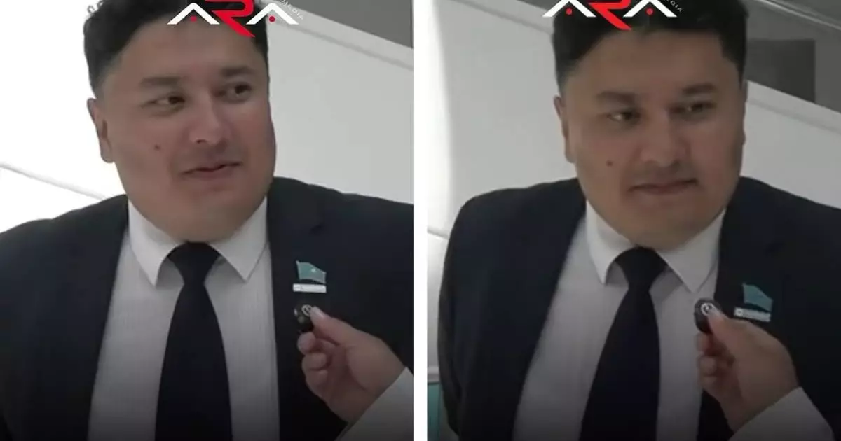  Депутат районного маслихата не смог ответить на вопросы на казахском языке 