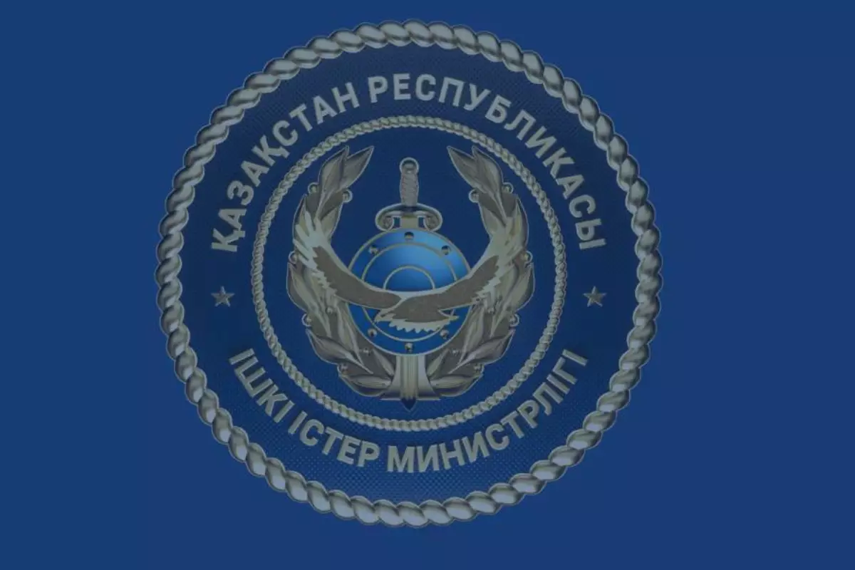 Более двух тысяч чиновников и руководителей наказали в Казахстане по требованию следователей