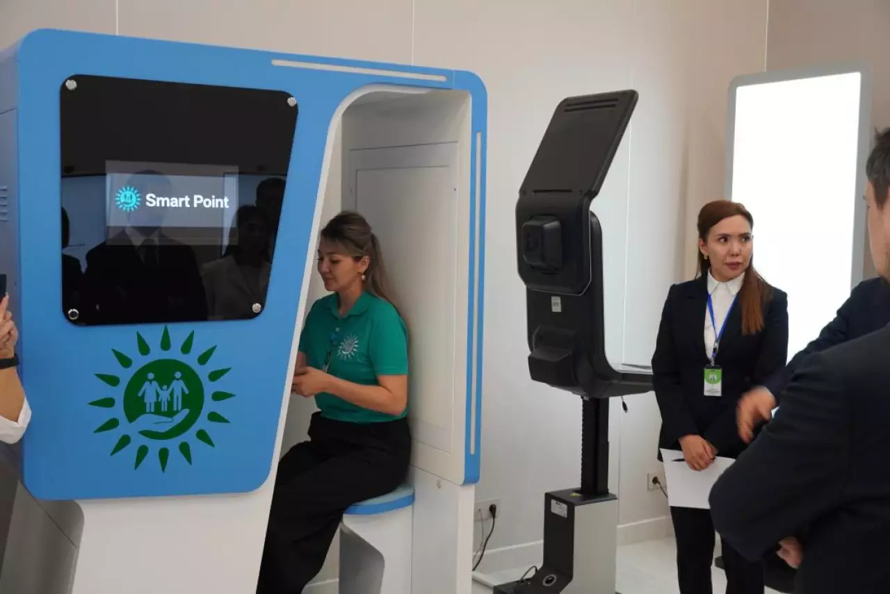 Астанада мемлекеттік қызмет алудың жаңа форматы – Smart Point ашылды