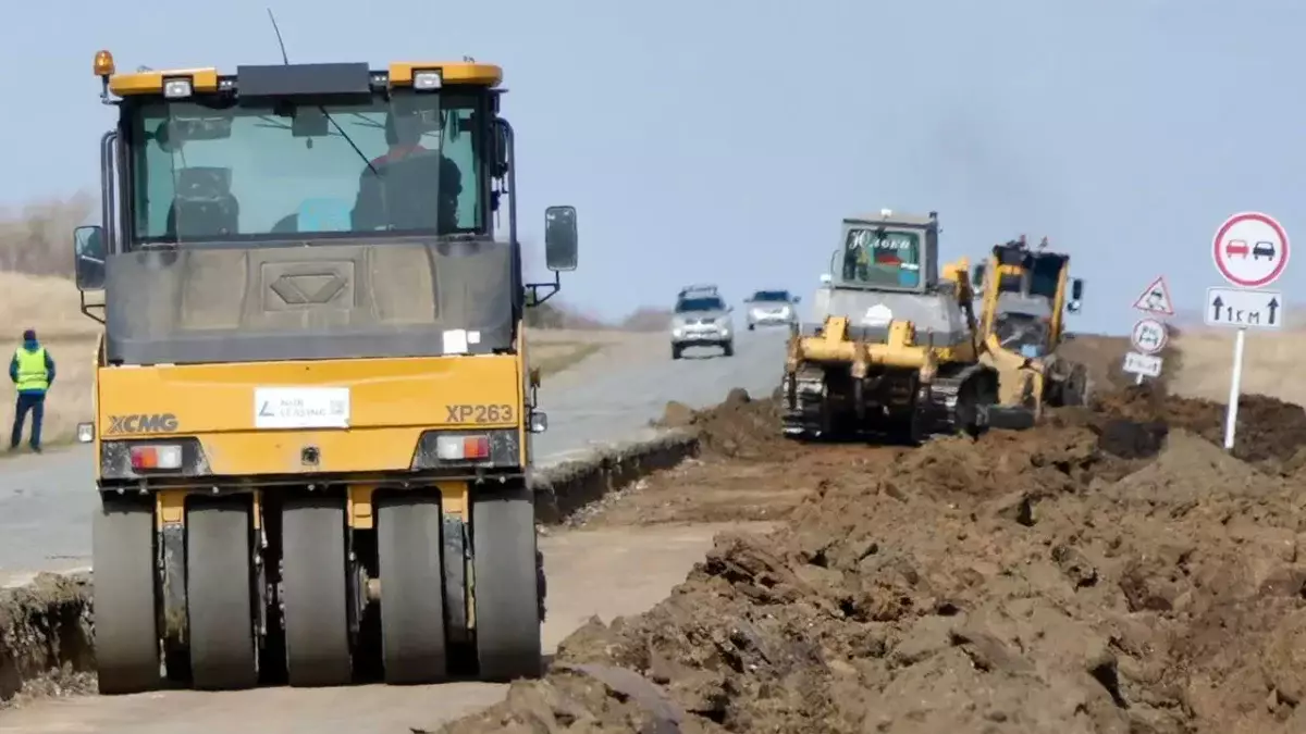Қарағандыда жол жөндеу кезінде жұмысшы қаза тапты