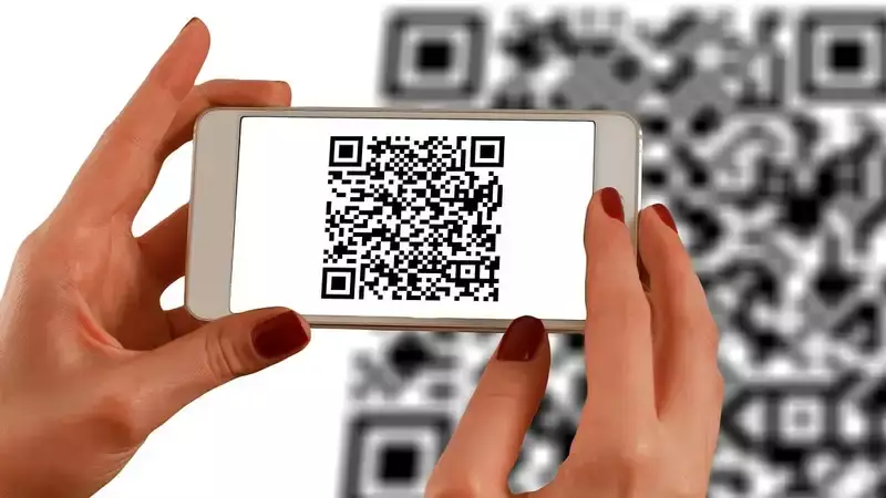 Названа дата полного запуска единого QR-кода
