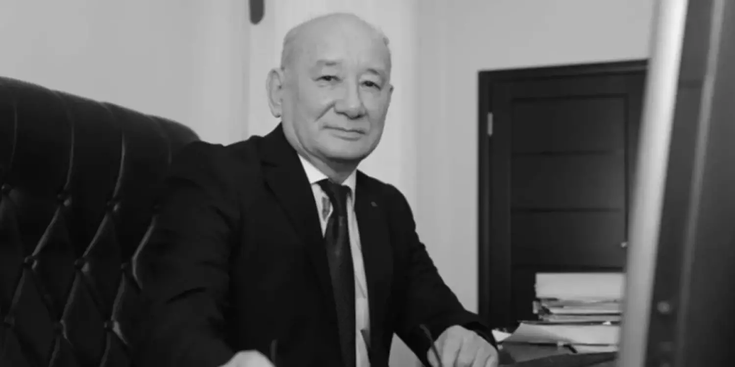 Қазақ журналистикасы қара жамылды: Белгілі қаламгер қайтыс болды