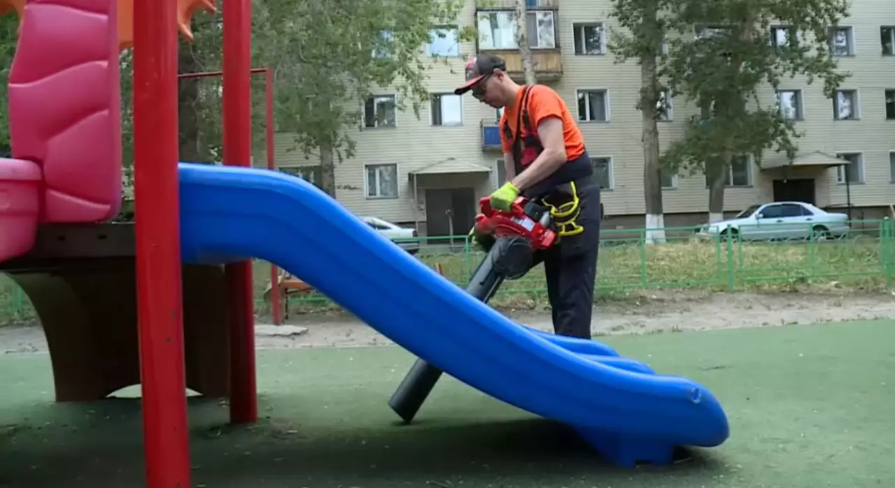 Қарағандыда «Бесаспап аула қызметкері» пилоттық жобасы басталды