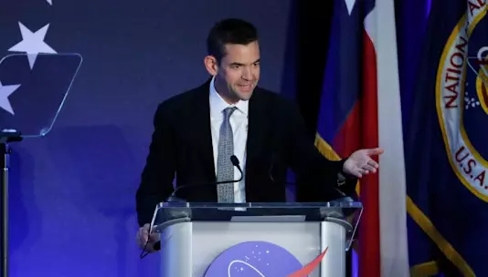 США, по словам NASA, сейчас находятся в космической гонке с Китаем.