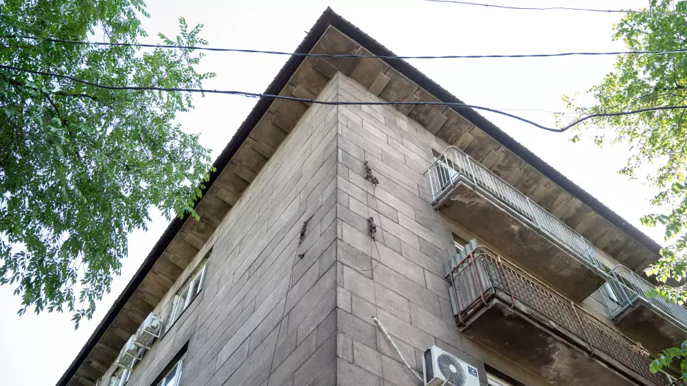 Ақша төленіп жатыр, бірақ жөндеу жұмыстары жоқ: тұрғын үй қаржысын қалай тексеруге болады?