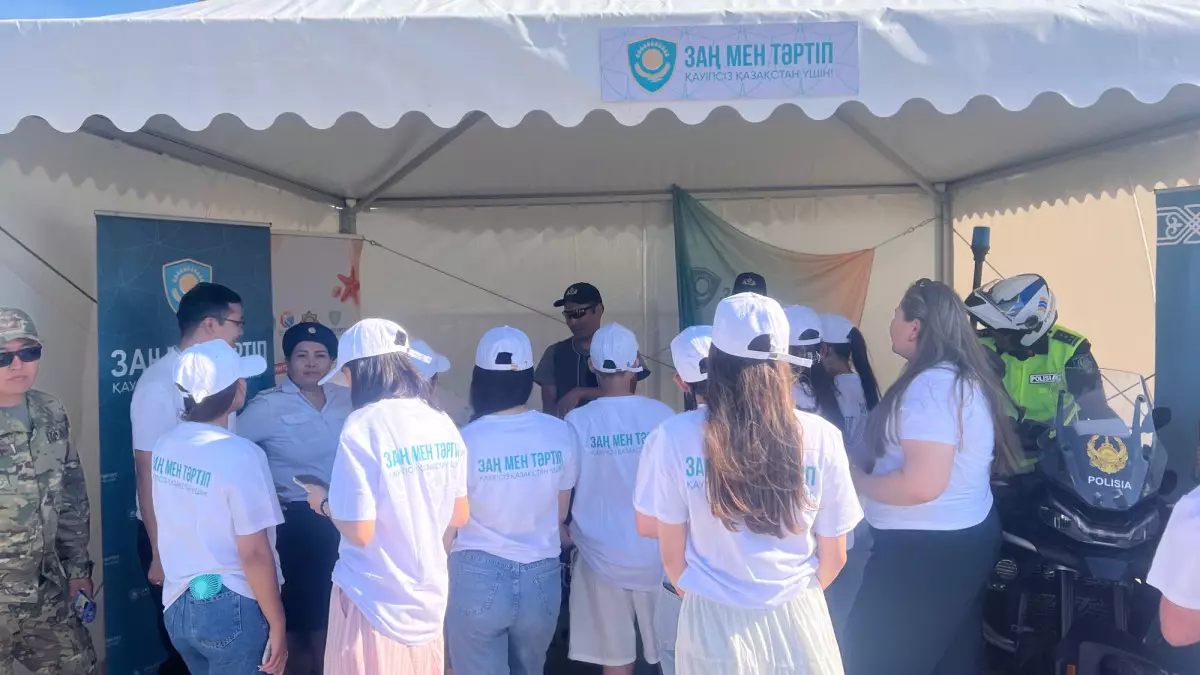  Балқаштағы «BALKHASH TOUR FEST» фестивалінде құқықтық квест жастардың басын қосты 