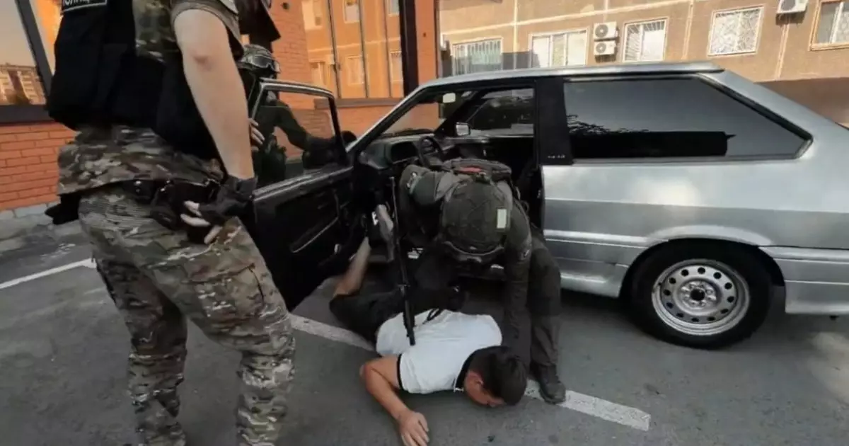  Павлодар облысында студенттерді бопсалап келген қылмыстық топ қолға түсті (ВИДЕО) 