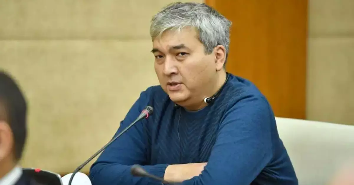   Ақорданың сауатты қадамы – Қазақстанның билігі ішкі және сыртқы күштерге нақты белгі беруде   