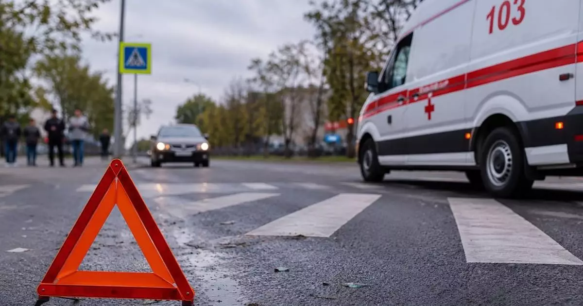  Павлодарда жедел жәрдем көлігі жаяу жүргіншіні қағып кетті 