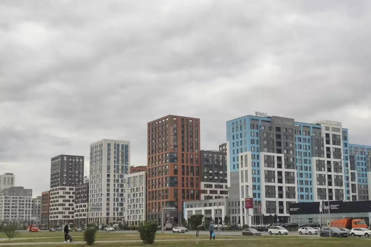 Лифт рухнул в элитной новостройке Астаны: жильцы бьют тревогу