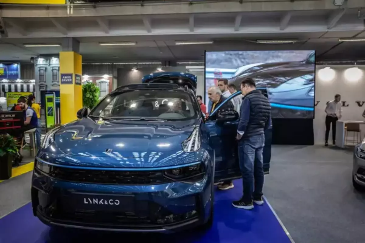 Қытай көліктері Еуропада да танымалдыққа ие болып, жапон брендтерін басып озды