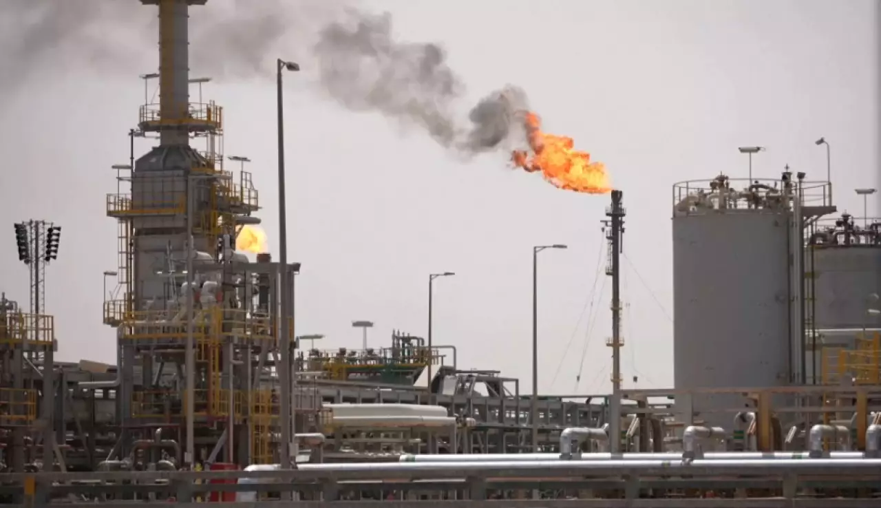 Мировые цены на нефть растут