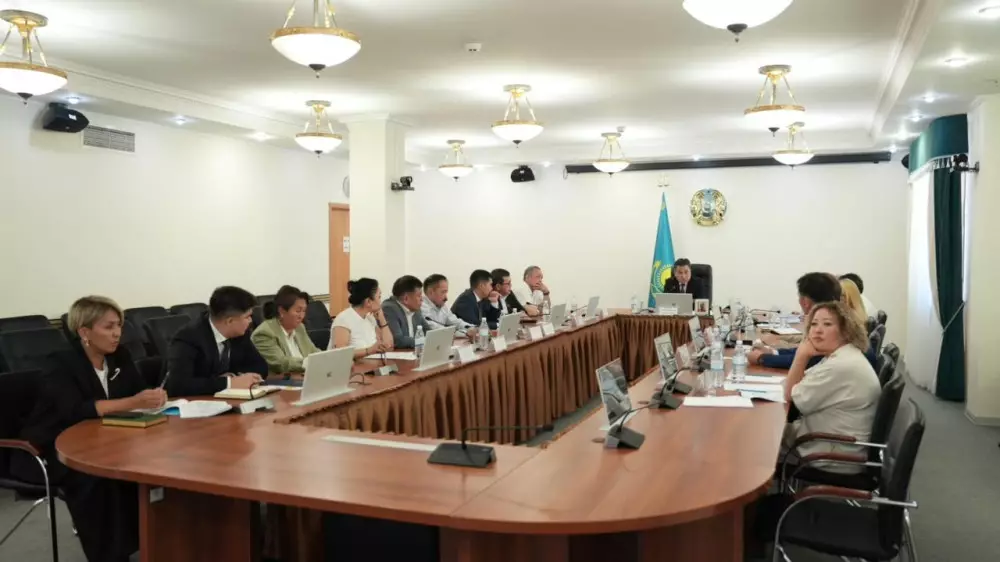 Зейнетақы реформасы: Қазақстанда сингапурлық модель талқыланып жатыр
